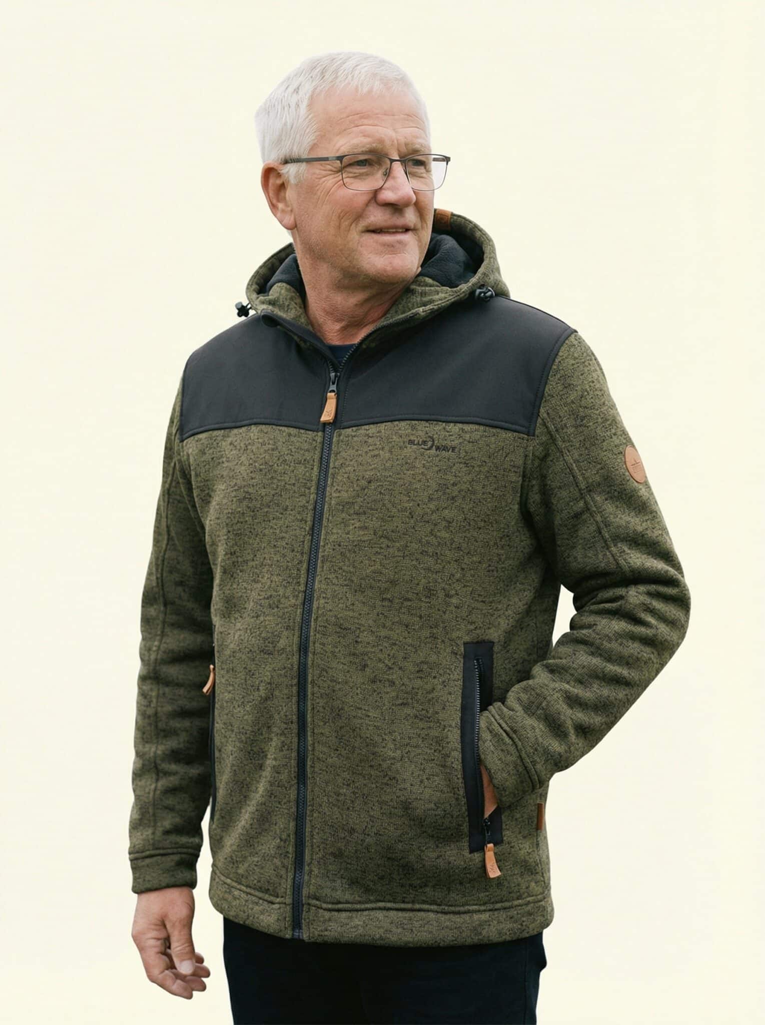 Fabio - Ganzkörper Fabio – Fleece Ganzkörper, lockere Pose