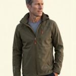 Bent – Herren Ganzkörper, lockere Pose