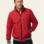 Malte – Blouson Ganzkörper, lockere Pose