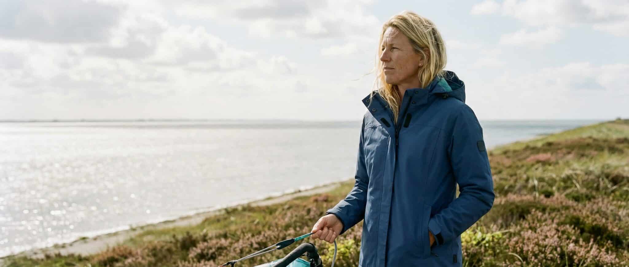 Britta – Damen in norddeutscher Landschaft