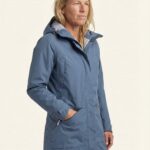 Karlotta – Damen Ganzkörper, lockere Pose