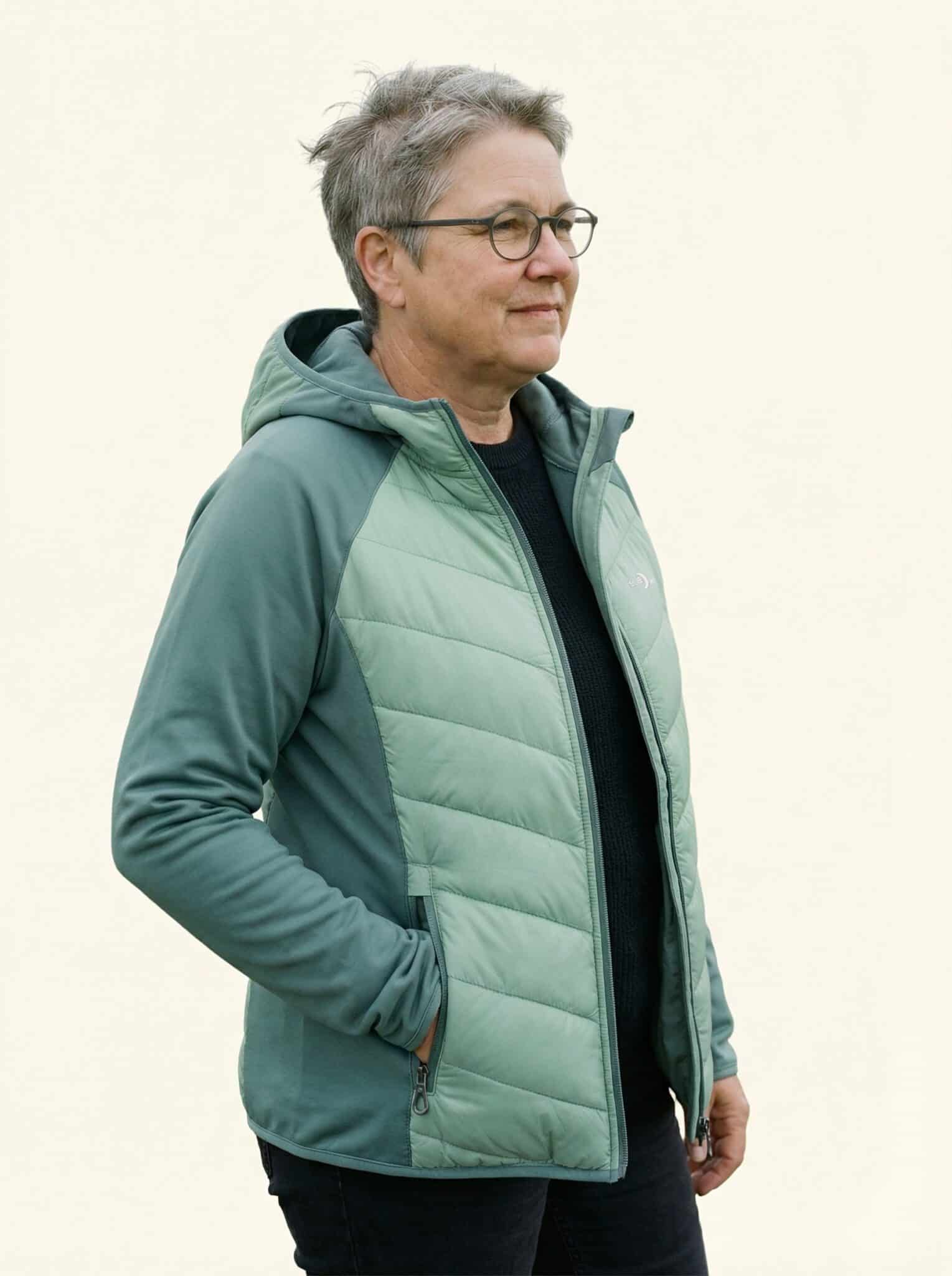 Marlene - Ganzkörper Marlene – Damen Ganzkörper, lockere Pose