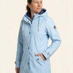 Jasmin – Damen Ganzkörper, lockere Pose