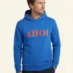Ahoi [Digital] – Hoody Ganzkörper, lockere Pose