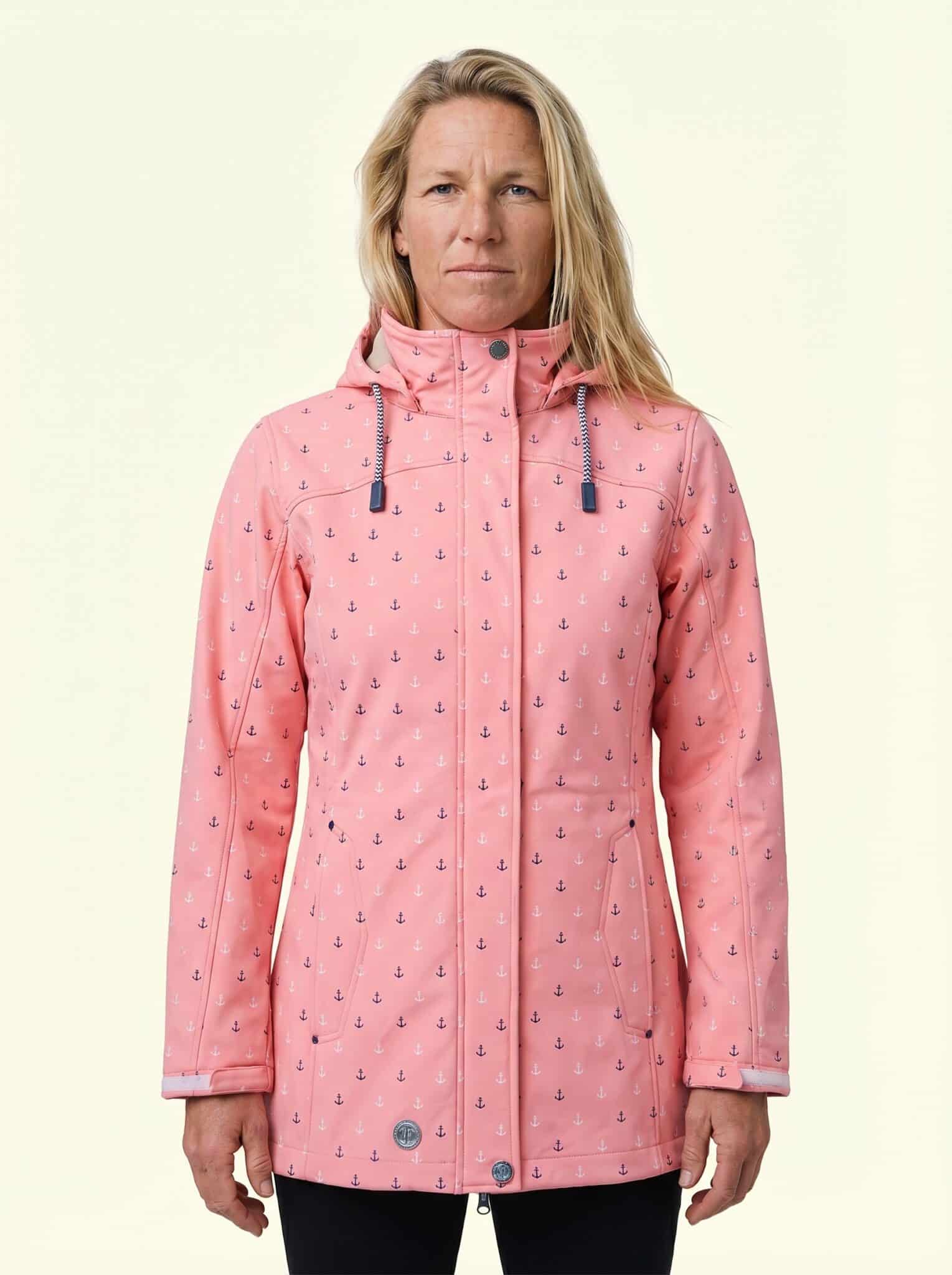 Jana – Damen an Person, Oberkörper frontal, geschlossen